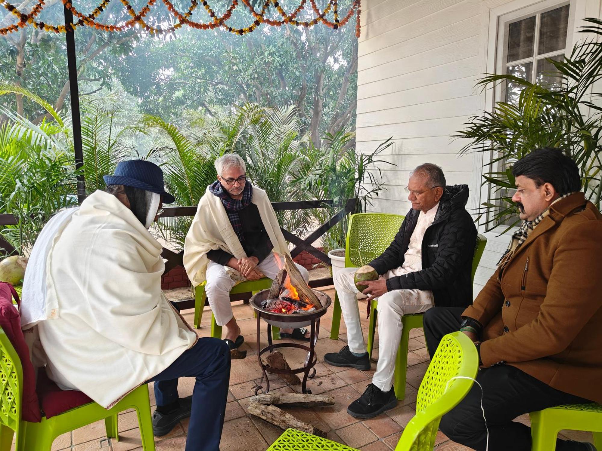 Shobhayan Inn, Airport Railway Station Pickup Free Ayodhya Luaran gambar
